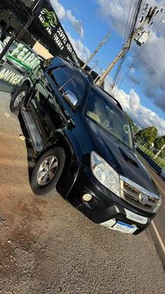 TOYOTA HILUX 2.5 STD 4X2 CD 16V TURBO DIESEL 4P MANUAL